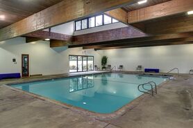 American Plaza Towers indoor pool